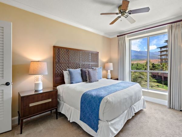 Premier Oceanfront Luxury with Panoramic Views in Kaanapali