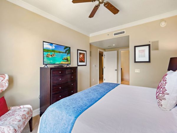 Premier Oceanfront Luxury with Panoramic Views in Kaanapali