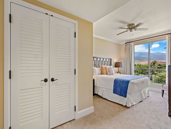 Premier Oceanfront Luxury with Panoramic Views in Kaanapali