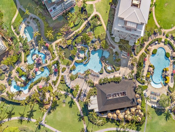Oceanfront Luxury Rereat with Expansive Views & Premier Amenities