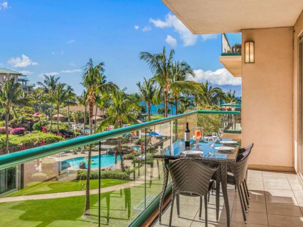 Luxury Beach Villa Suites Maui World Class Amenities