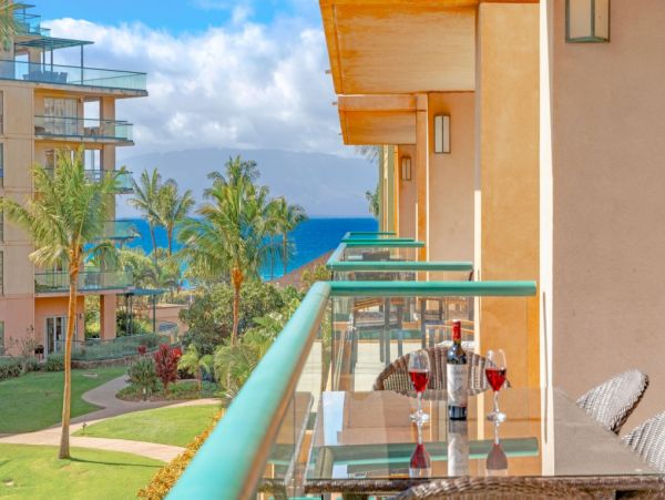 Kaanapali 2 Bedroom-1 Bath Suite with Mountain & Ocean Views