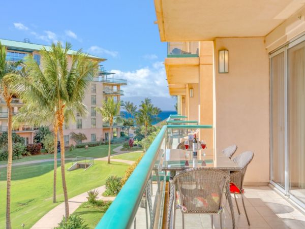 Kaanapali 2 Bedroom-1 Bath Suite with Mountain & Ocean Views