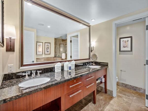 Lovely Vacation Condo with 3 Bedrooms & Ocean View