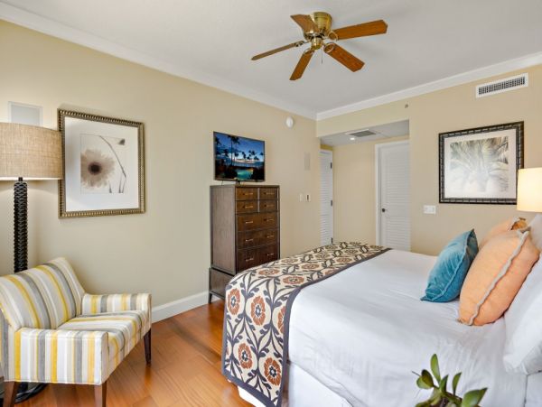 Lovely Vacation Condo with 3 Bedrooms & Ocean View