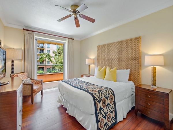 Lovely Vacation Condo with 3 Bedrooms & Ocean View