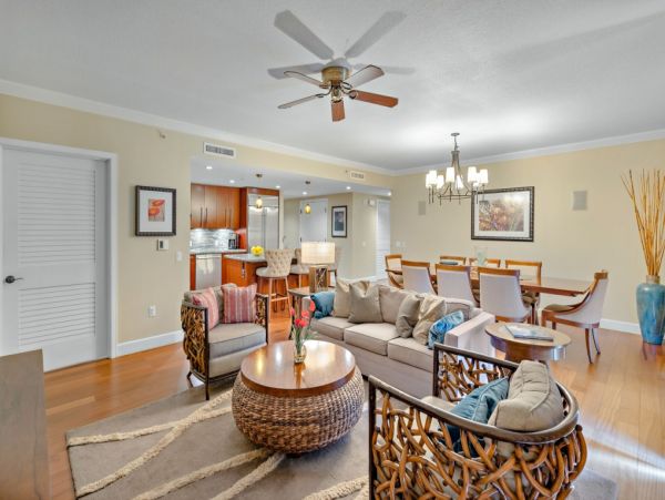 Lovely Vacation Condo with 3 Bedrooms & Ocean View
