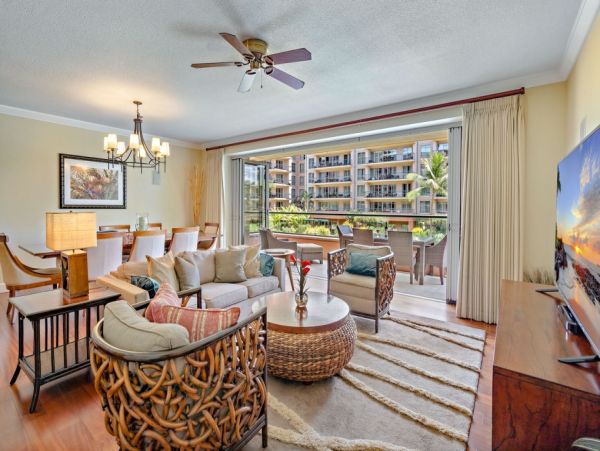 Lovely Vacation Condo with 3 Bedrooms & Ocean View