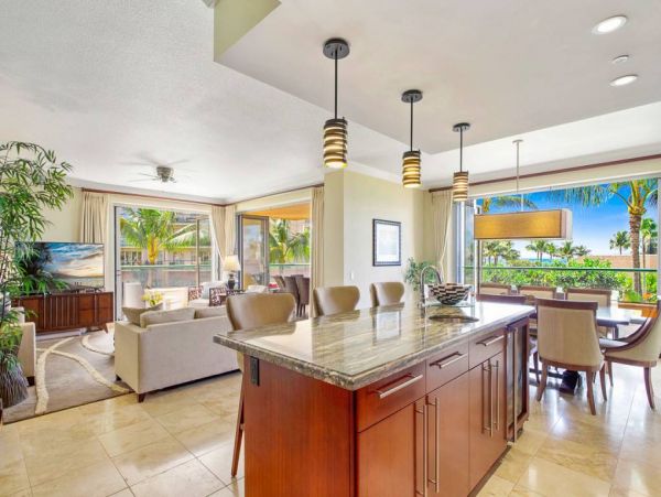 Luxury Vacation Accommodation Five Star Luxury Throughout