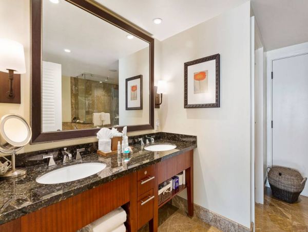 Luxury Vacation Accommodation Five Star Luxury Throughout