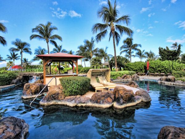 Beautiful 3 Bedroom Oceanfront Residence in Kaanapali