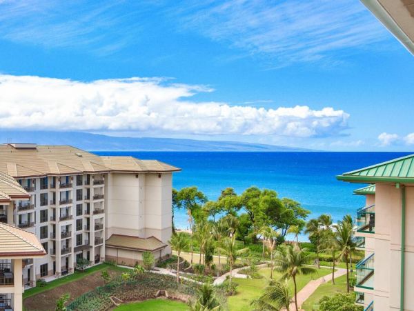 Maui Oceanfront Vacation Rental – Luxury 2-Bedroom Corner Suite Penthouse Condo
