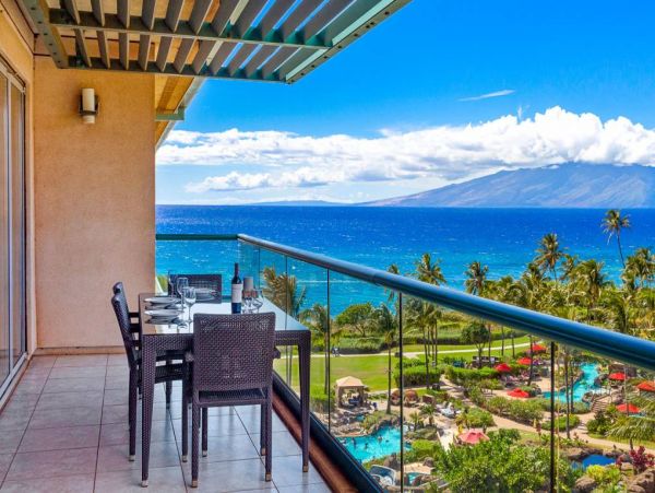Beautiful Kaanapali Vacation Condo with Pool and Spa