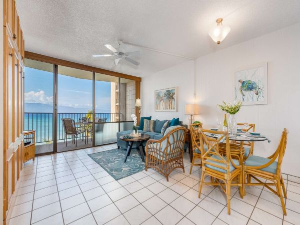 Oceanfront Lahaina Vacation Rental on Kahana Beach