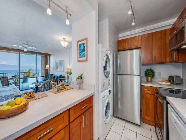 Oceanfront Lahaina Vacation Rental on Kahana Beach