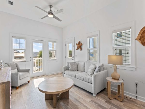 30A Florida Luxury Vacation Rental - Gulf Coast Beach House with Pool & Carriage House