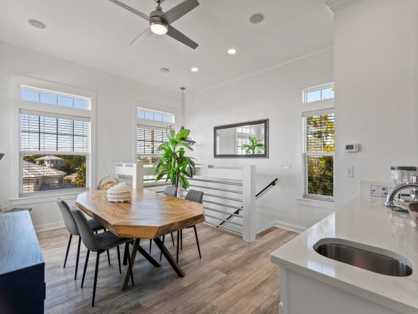 30A Florida Luxury Vacation Rental - Gulf Coast Beach House with Pool & Carriage House