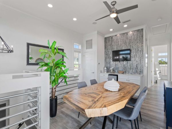 30A Florida Luxury Vacation Rental - Gulf Coast Beach House with Pool & Carriage House