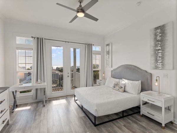 30A Florida Luxury Vacation Rental - Gulf Coast Beach House with Pool & Carriage House