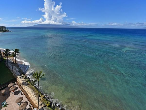 12th Floor Penthouse in Kahana with Great Ocean Views