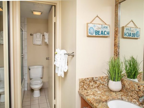 Luxurious Maui Vacation Rental with Ocean Views & Prime Location