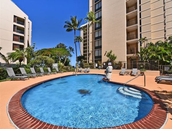 Luxurious Maui Vacation Rental with Ocean Views & Prime Location