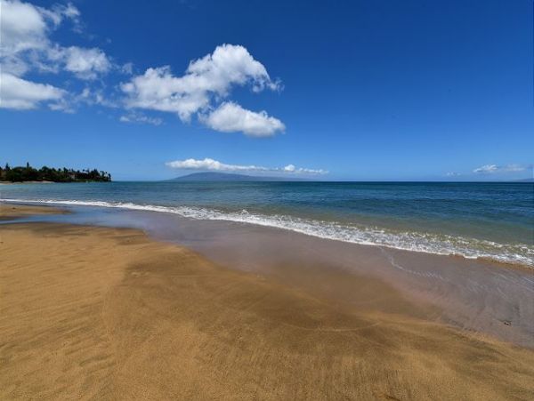 Luxurious Maui Vacation Rental with Ocean Views & Prime Location
