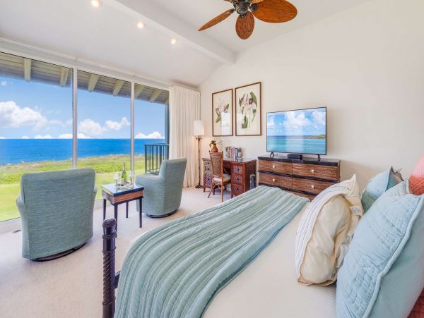 Upscale Condo with Ocean Views in Kapalua Sleeps 4 Guests