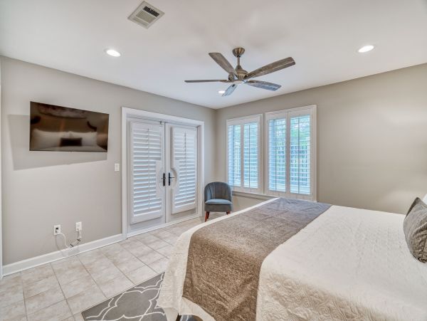 Deluxe Thirteen Bedroom Vacation Home in Miramar Beach