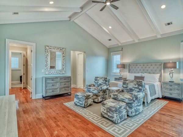 Deluxe Thirteen Bedroom Vacation Home in Miramar Beach