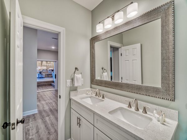 Deluxe Thirteen Bedroom Vacation Home in Miramar Beach