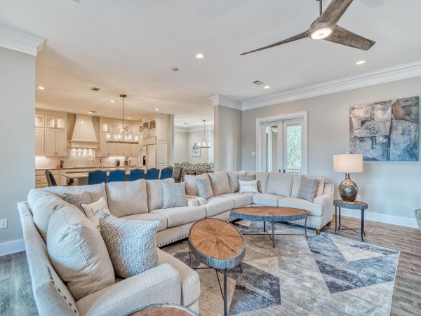 Deluxe Thirteen Bedroom Vacation Home in Miramar Beach