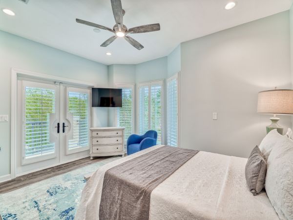 Deluxe Thirteen Bedroom Vacation Home in Miramar Beach