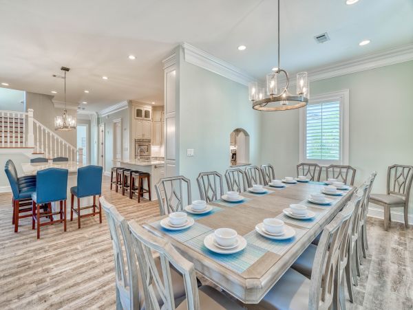 Deluxe Thirteen Bedroom Vacation Home in Miramar Beach