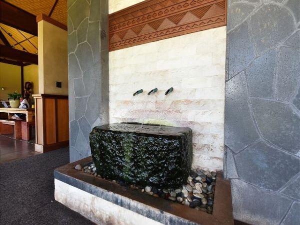 Lahaina Spacious Condo