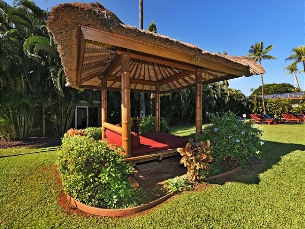 Lahaina Spacious Condo