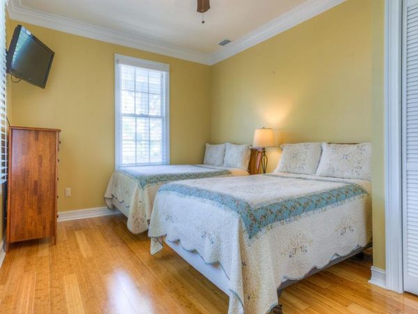 Short Walk to Beach Key West Vacation Home Four Bedroom