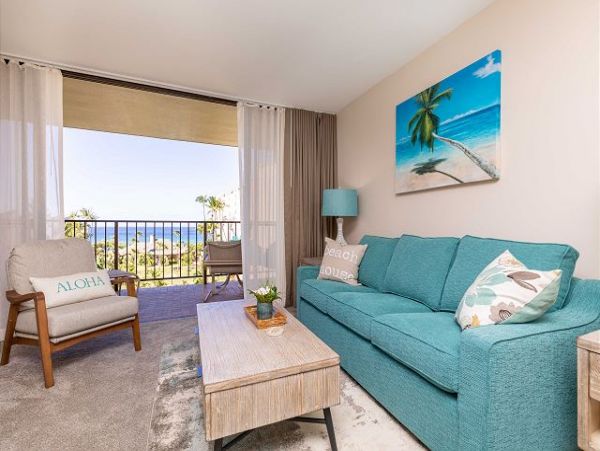 Two Bedroom Vacation Condo on Kaanapali Sleeps 6 Guests