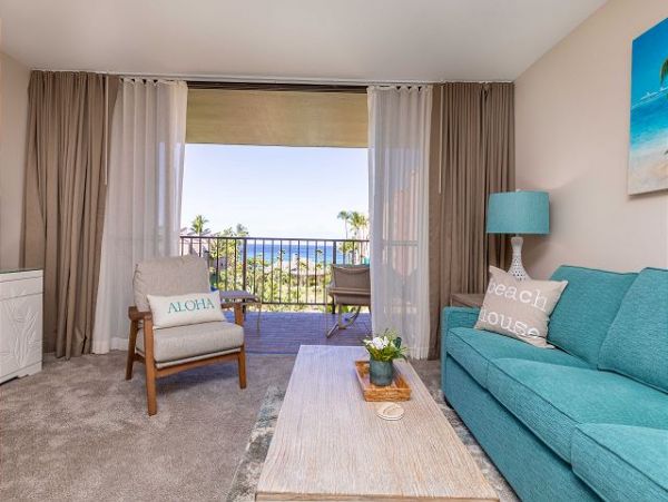 Two Bedroom Vacation Condo on Kaanapali Sleeps 6 Guests