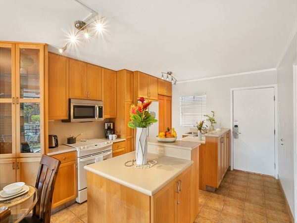 Great Location Two Bedroom Vacation Condo In Kihei