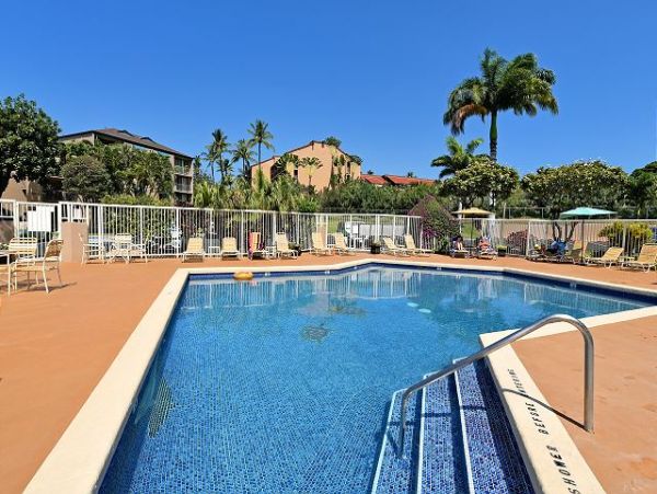 Great Location Two Bedroom Vacation Condo In Kihei
