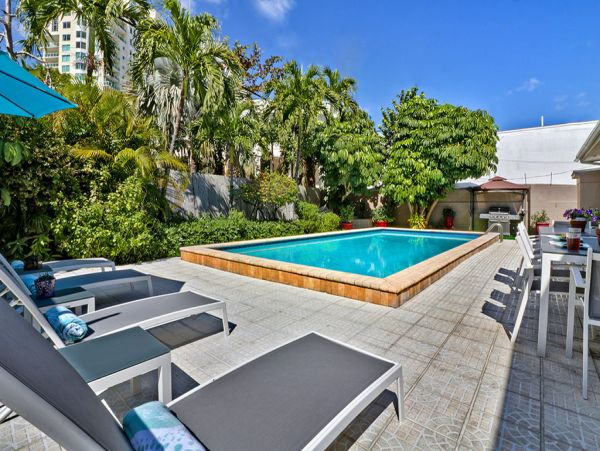 Less than 1 Min Walk to Beach Luxury Fort Lauderdale