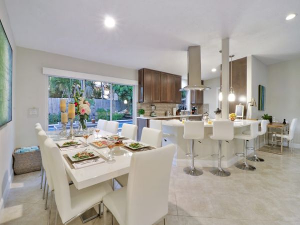 Less than 1 Min Walk to Beach Luxury Fort Lauderdale