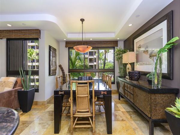 Beachfront Two Bedroom Rental Condo in Kaanapali
