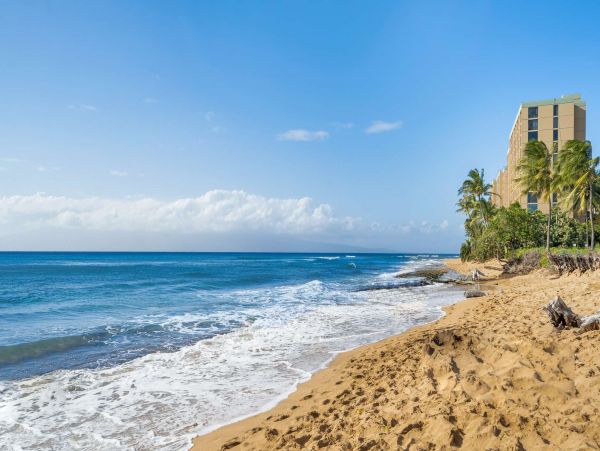 One Bedroom Vacation Condo with Amazing Views in Kaanapali
