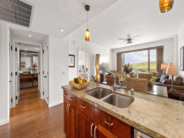 One Bedroom Vacation Condo with Amazing Views in Kaanapali
