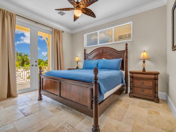 Luxury Waterfront Vacation Home with Pool Sleeps 14 Guests