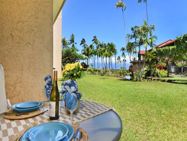 CORNER UNIT MAUI 1 BEDROOM CONDO