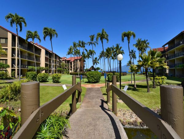 CORNER UNIT MAUI 1 BEDROOM CONDO