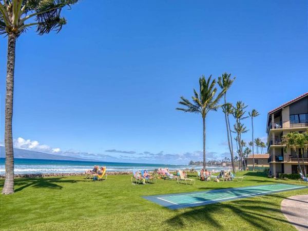 CORNER UNIT MAUI 1 BEDROOM CONDO
